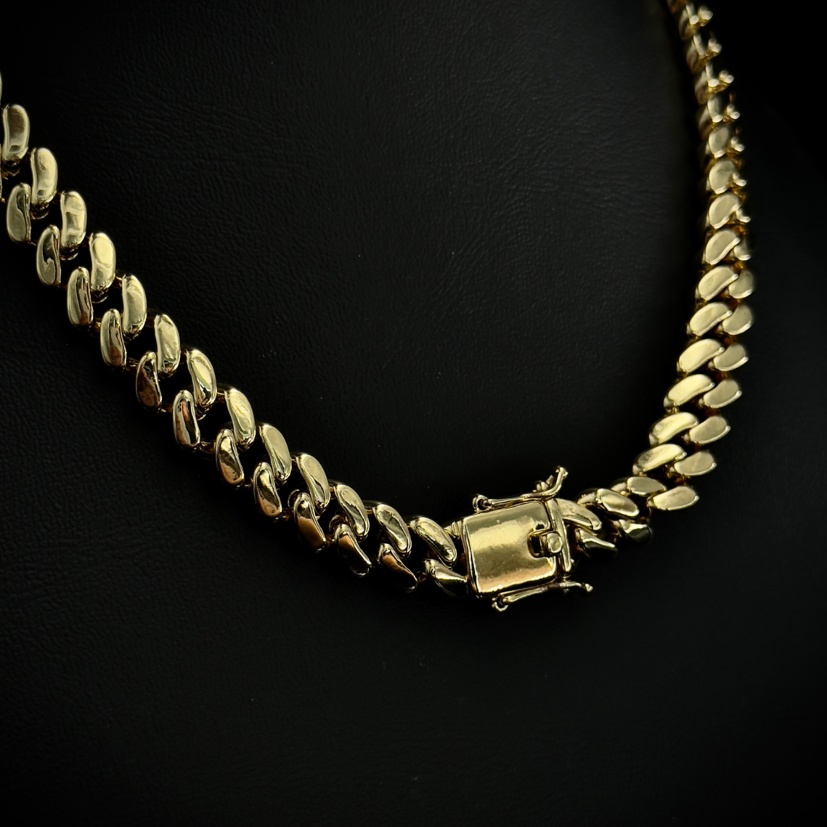 CADENA CUBANA BAÑADA EN ORO18k 60cm