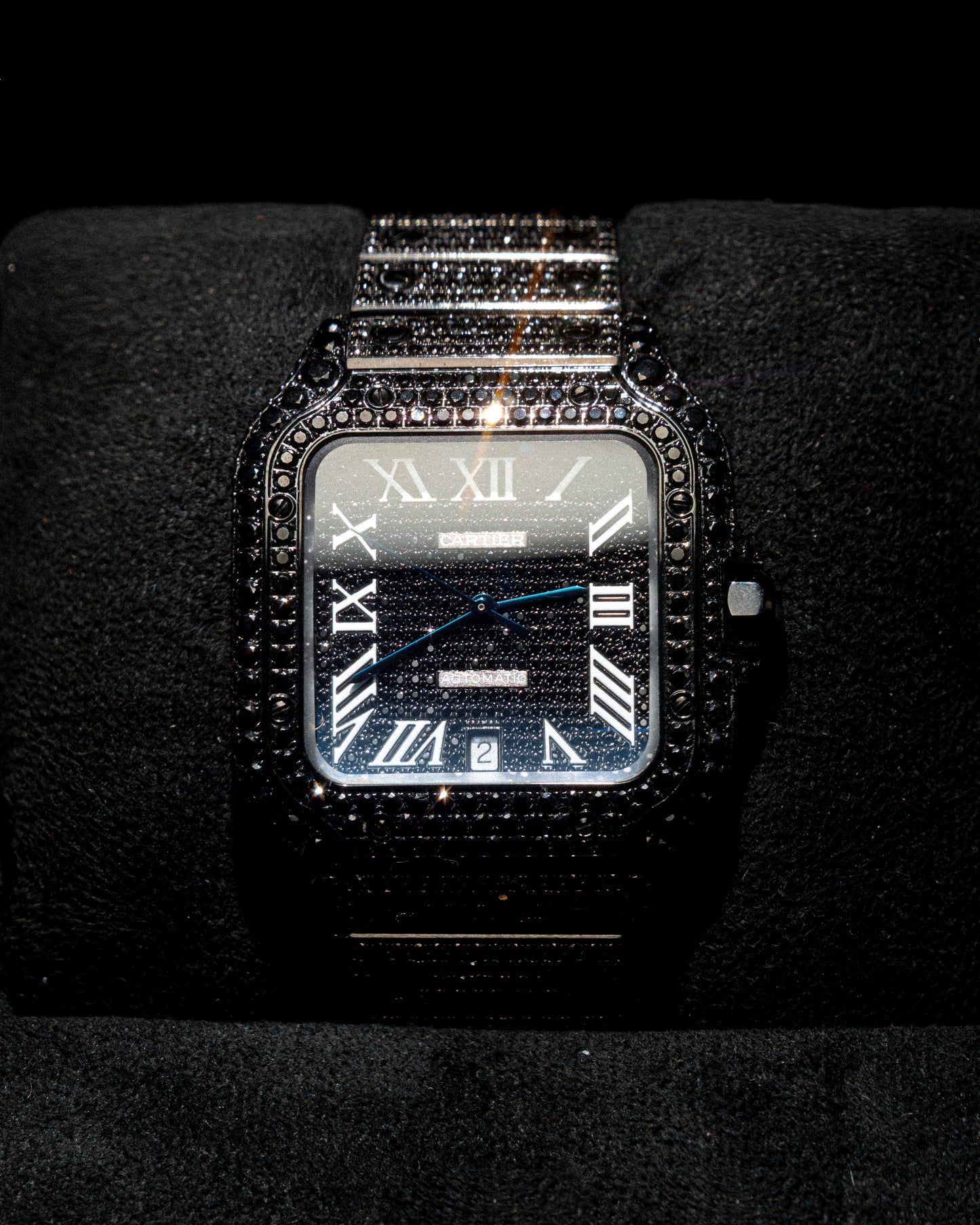 SANTOS CARTIER BLACK DIAL FULL BLACK DIAMONDS NATURALES AÑO 2024 full set