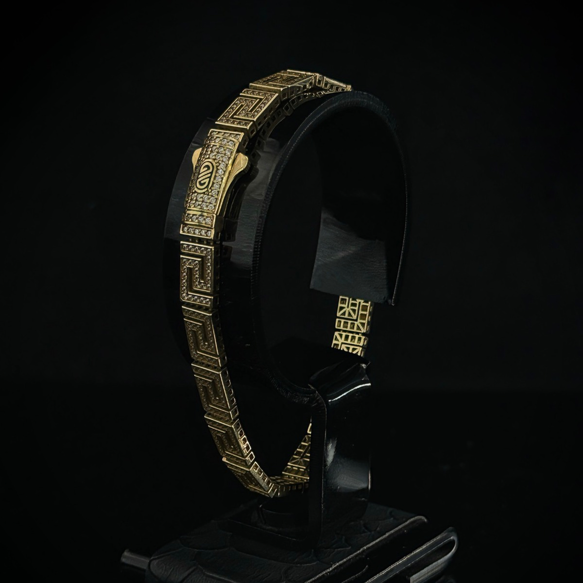 PULSO ESLABÓN GRECAS CON ZIRCONIAS ORO 10k 21cm