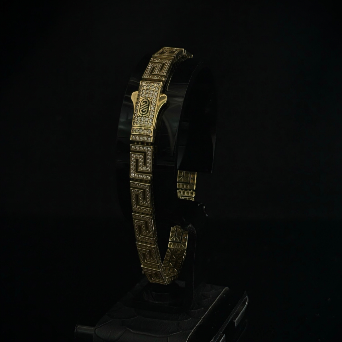 PULSO ESLABÓN GRECAS CON ZIRCONIAS ORO 10k 21cm