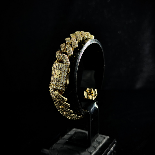 PULSO CUBANO CON ZIRCONIA BAÑADO EN ORO 18K  21cm